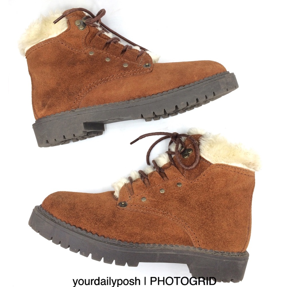 Vintage 90s brown suede and faux fur lace-up lug sole boots 7.5